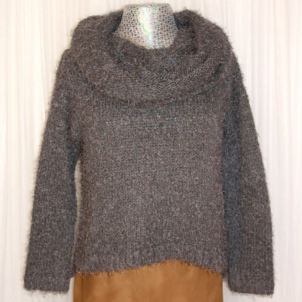 1990s Vintage Up To Size XL Grey Eyelash Crew Neck Sweater Detachable Scarf